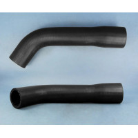 Шланг радіатора верхній - Massey Ferguson (186654M1; 827930M1)