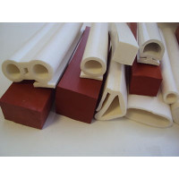 Ущільнювач для промислових холодильних та морозильних камер